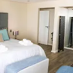 Ocean View Properties - Apartment 701